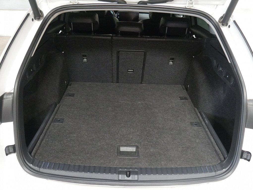 Škoda Octavia IV 2.0 TDi 