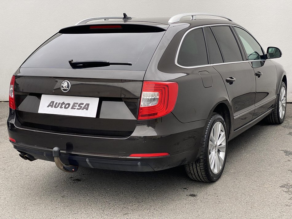 Škoda Superb II 2.0 TDi Elegance
