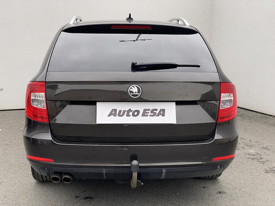 Škoda Superb II 2.0 TDi Elegance