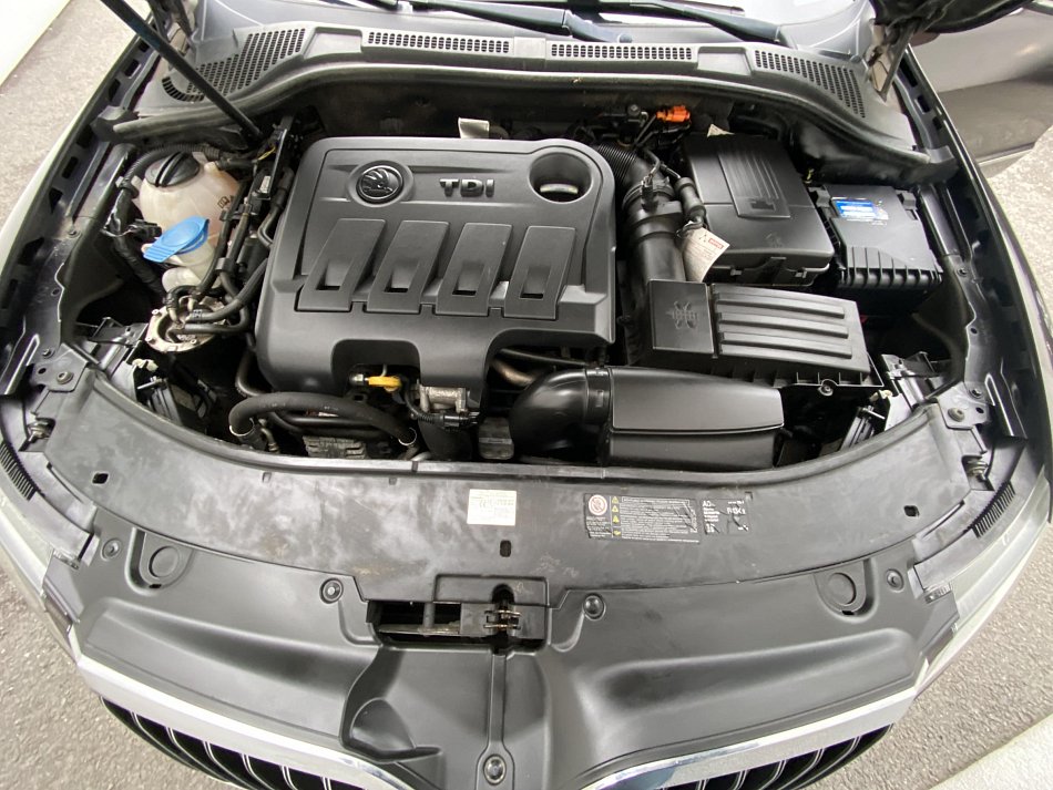 Škoda Superb II 2.0 TDi Elegance