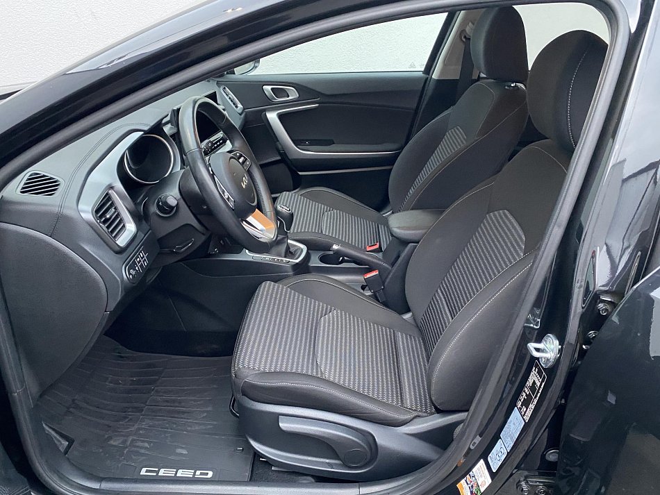 Kia Ceed 1.5 T-GDi TOP SW