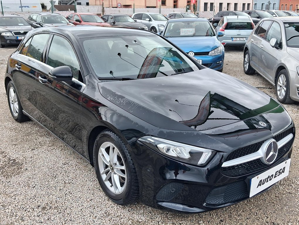 Mercedes-Benz Třída A 1.3L 