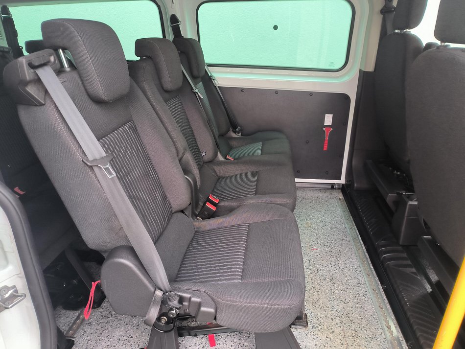 Ford Transit Custom 2.0TDCI Trend L2H2 8míst