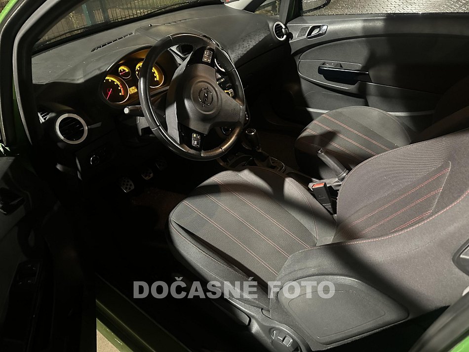 Opel Corsa 1.4i 