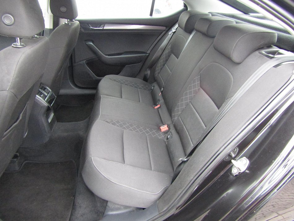 Škoda Superb III 2.0 TDi 