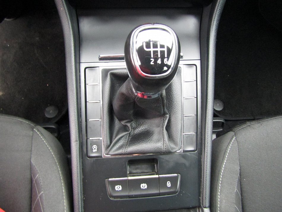 Škoda Superb III 2.0 TDi 