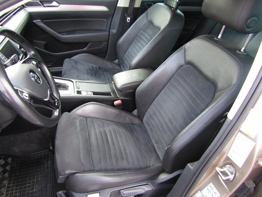 Volkswagen Passat 2.0 TDi Highline