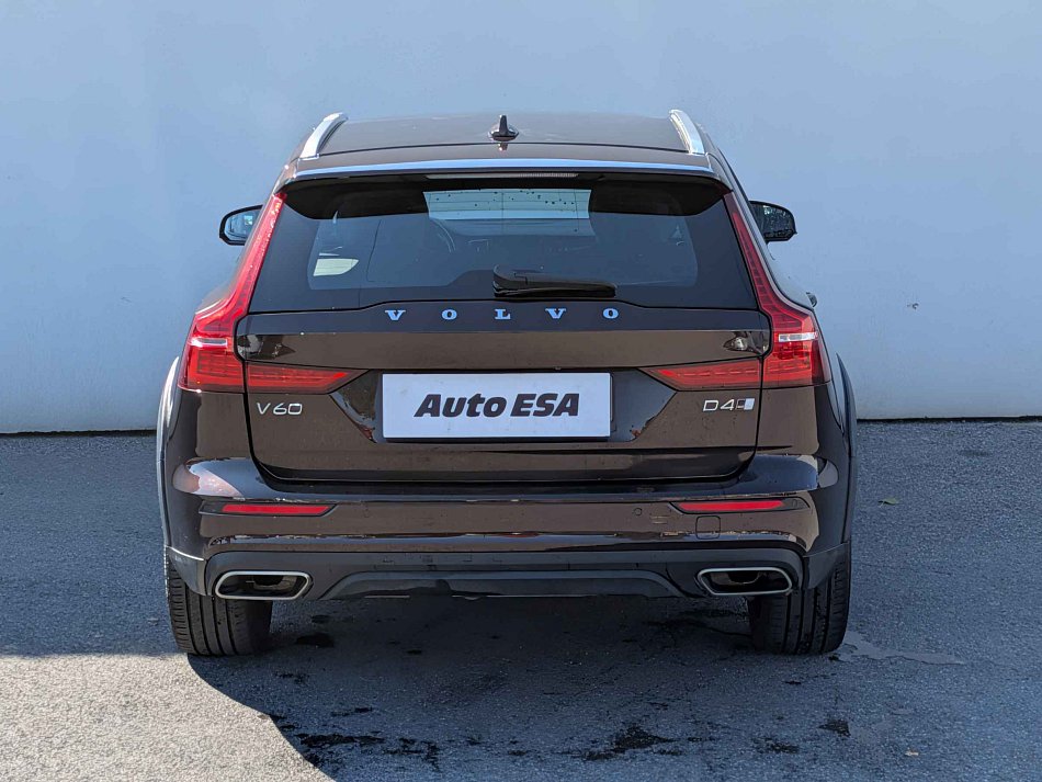 Volvo V60 2.0D Cross Country 4x4