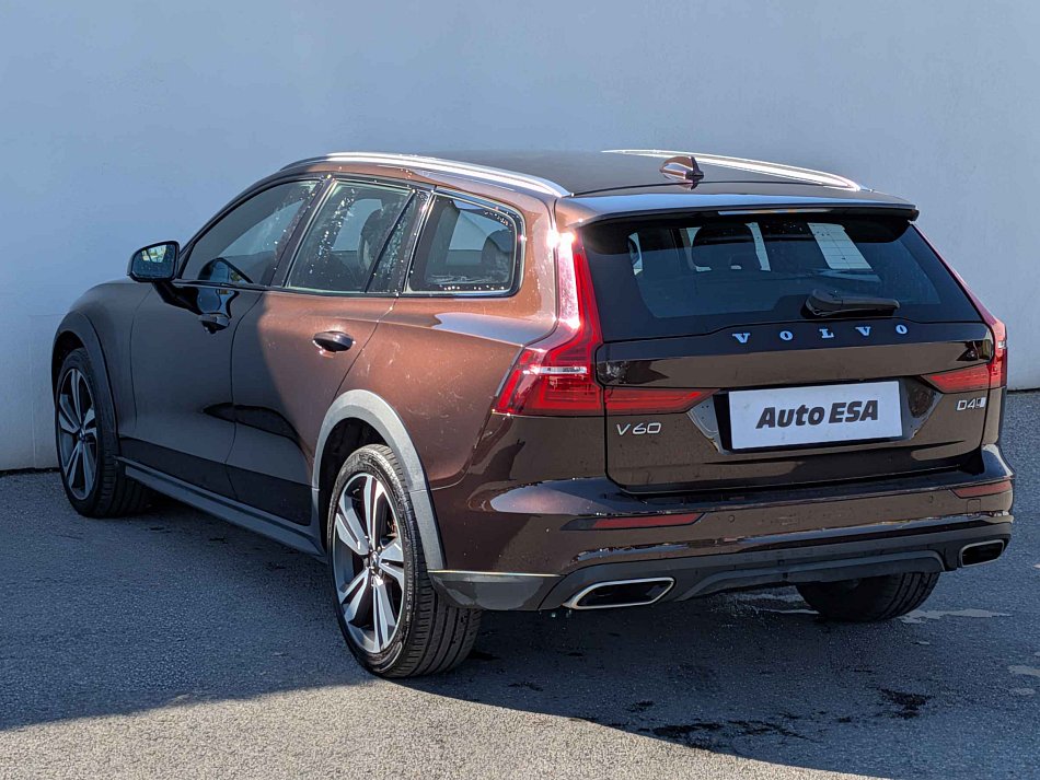 Volvo V60 2.0D Cross Country 4x4