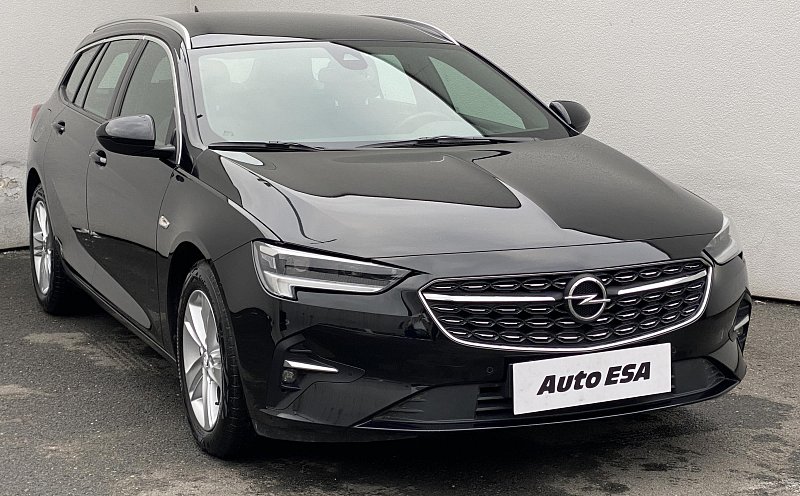 Opel Insignia 2.0CDTi  Sports