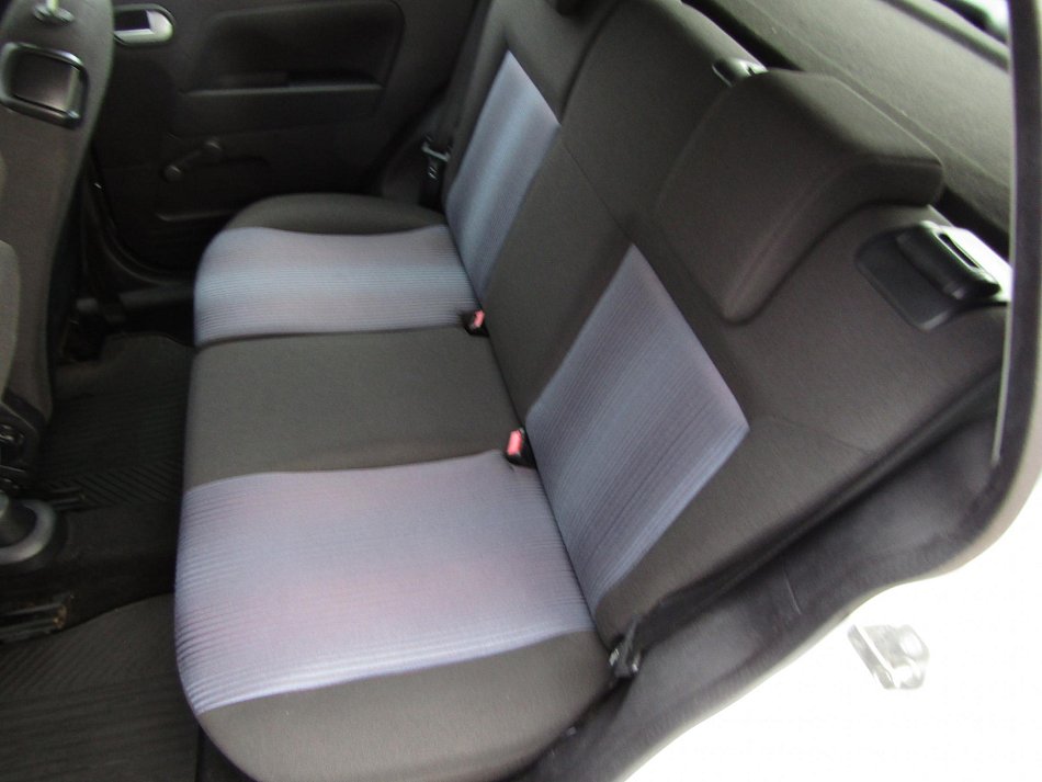 Ford Fusion 1.4i 