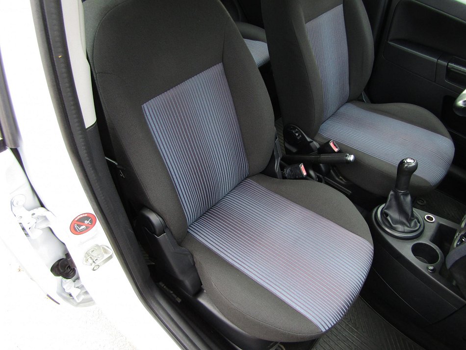 Ford Fusion 1.4i 