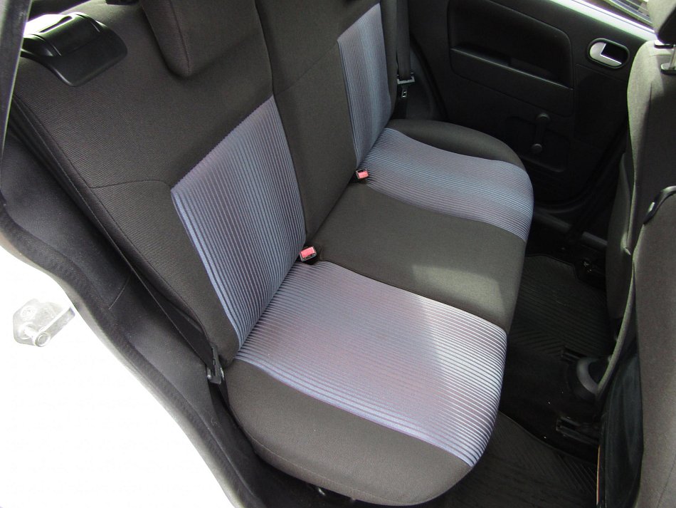 Ford Fusion 1.4i 