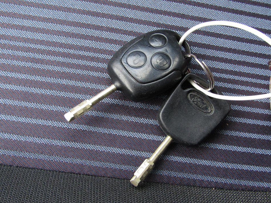 Ford Fusion 1.4i 