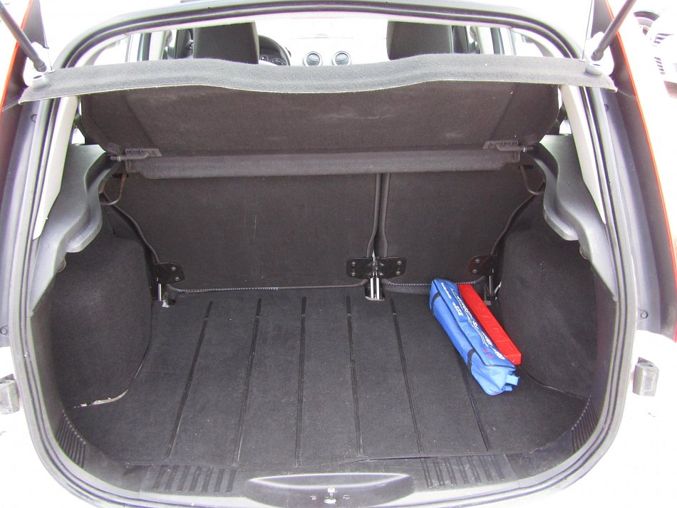 Ford Fusion 1.4i 