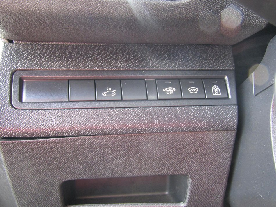 Peugeot 5008 2.0HDi 