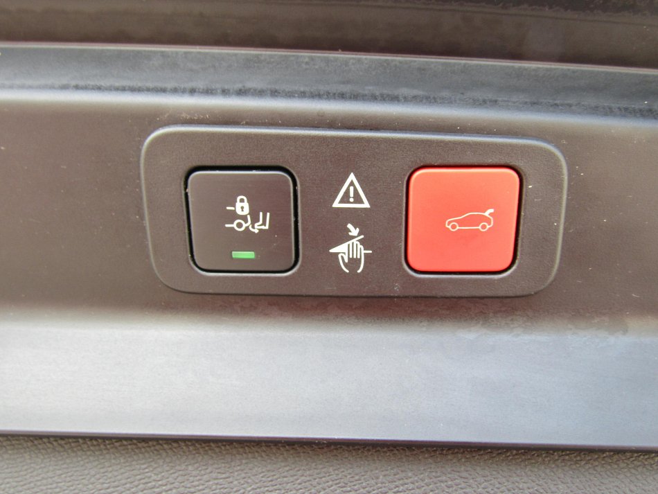 Peugeot 5008 2.0HDi 