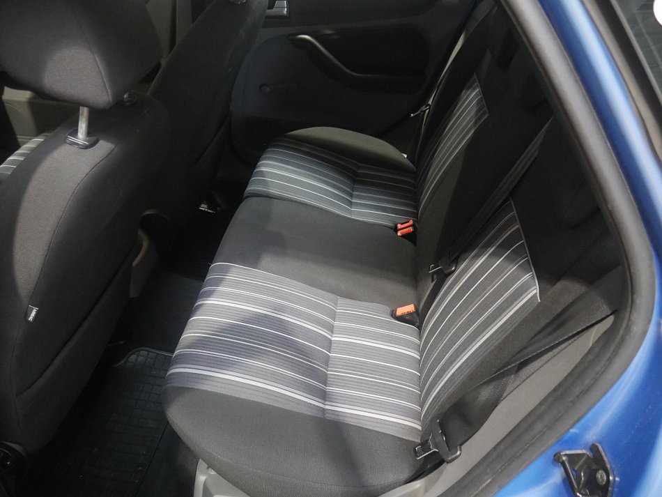 Ford Focus 1.6i 