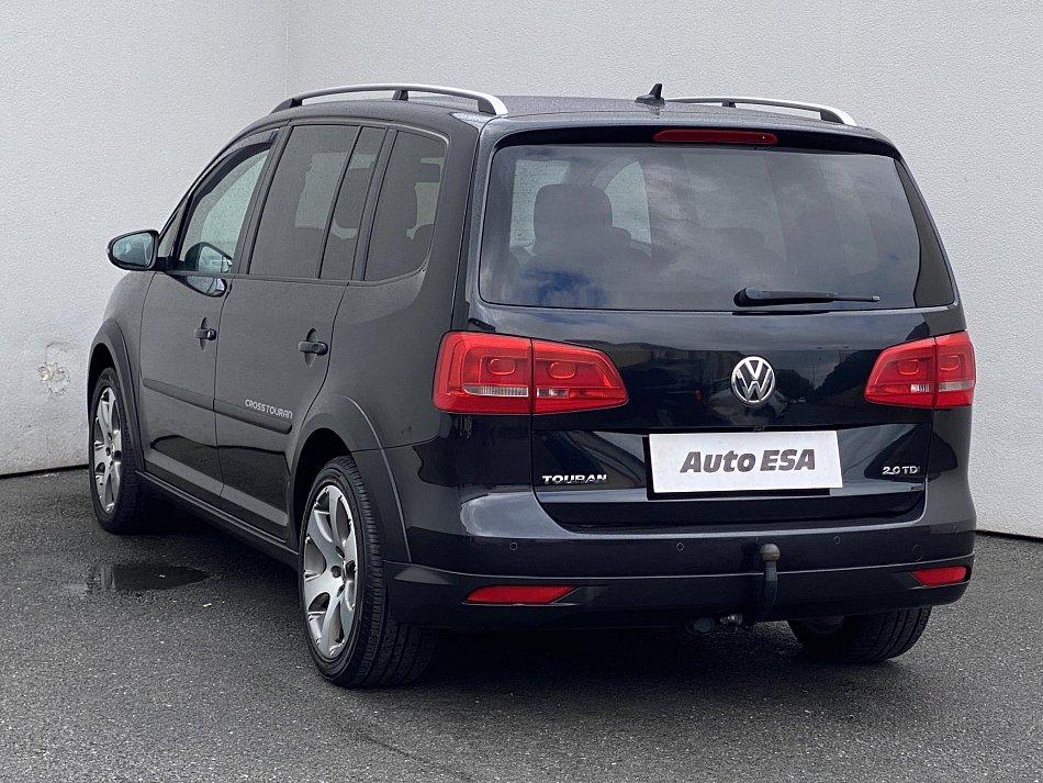 Volkswagen Touran 2.0 TDi CROSS