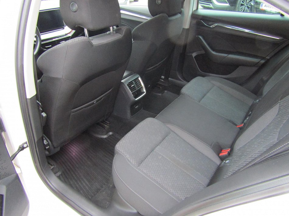 Škoda Octavia IV 2.0TDi Style