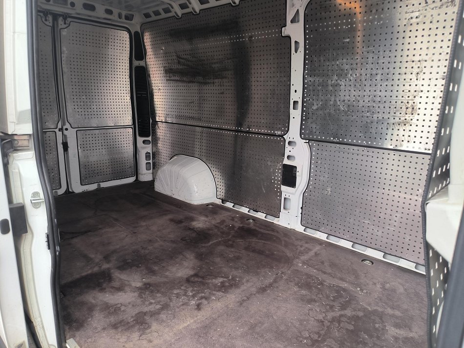 Peugeot Boxer 2.0HDi  L3H2