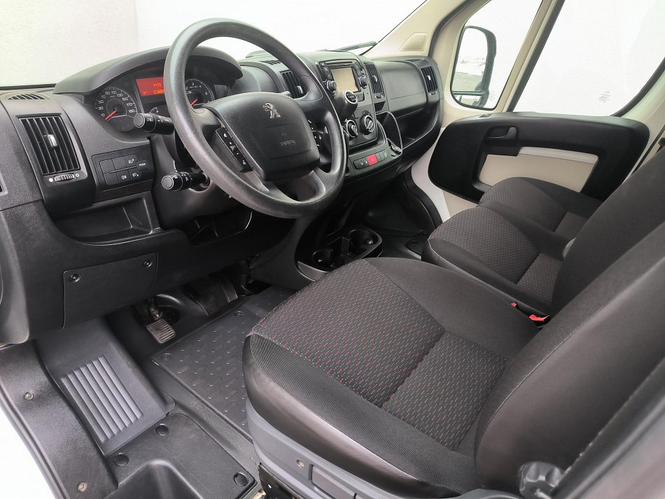 Peugeot Boxer 2.0HDi  L3H2