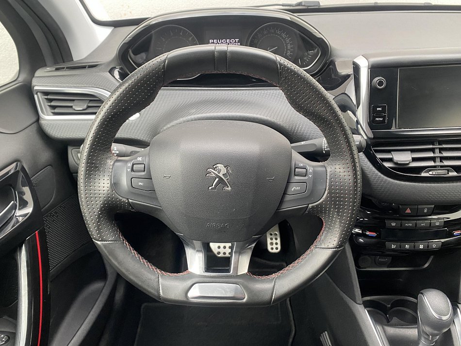 Peugeot 208 1.2 PT GT Line