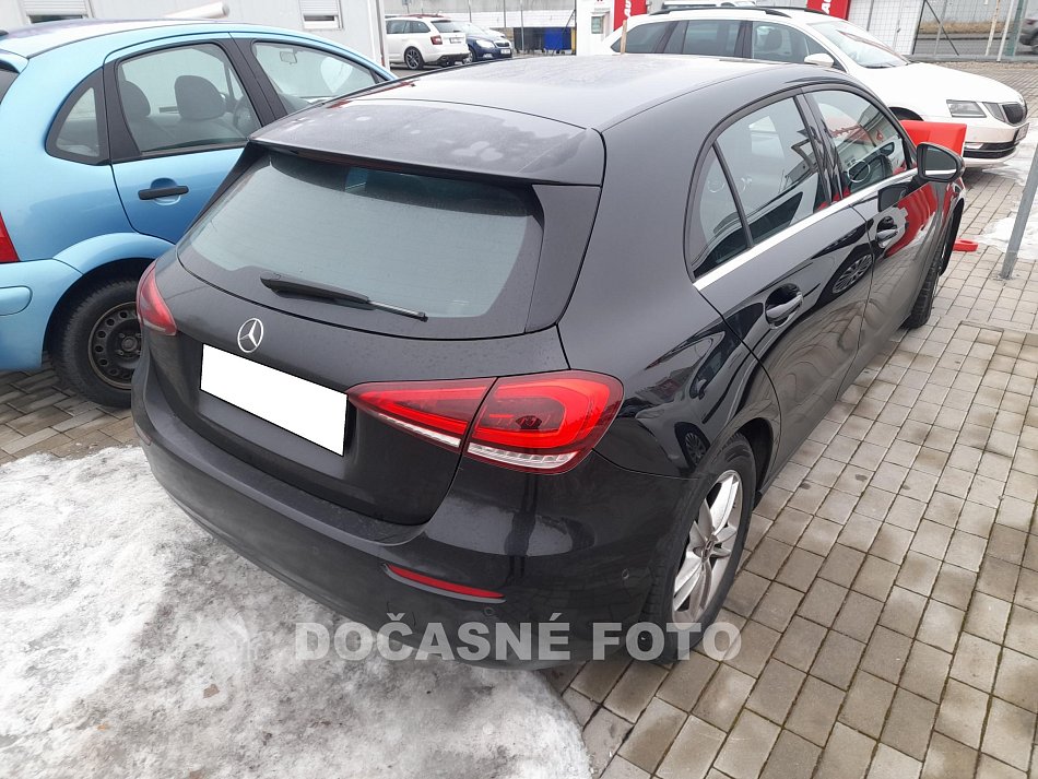 Mercedes-Benz Třída A 1.3i 