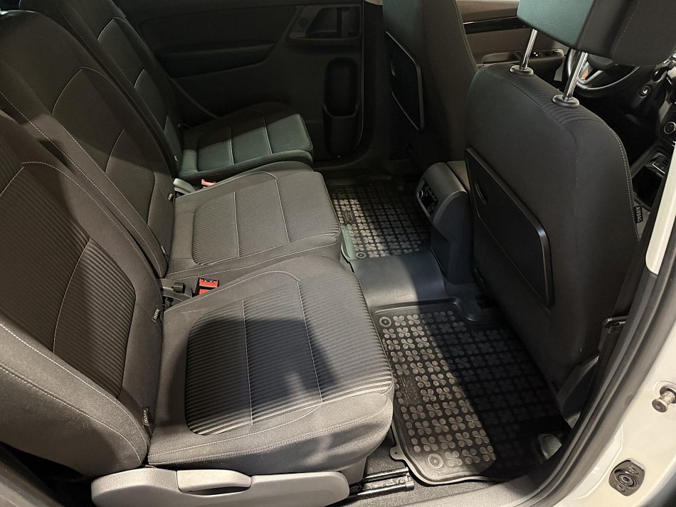 Seat Alhambra 2.0 TDi 