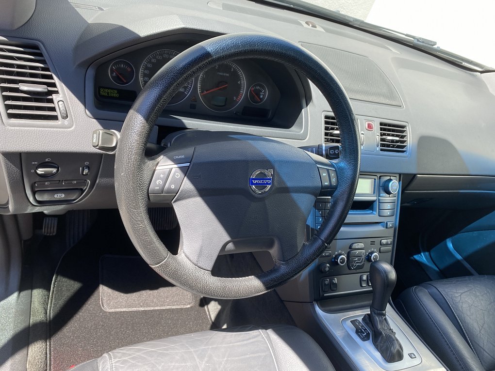 Volvo XC90 2.4 D5 Momentum AWD