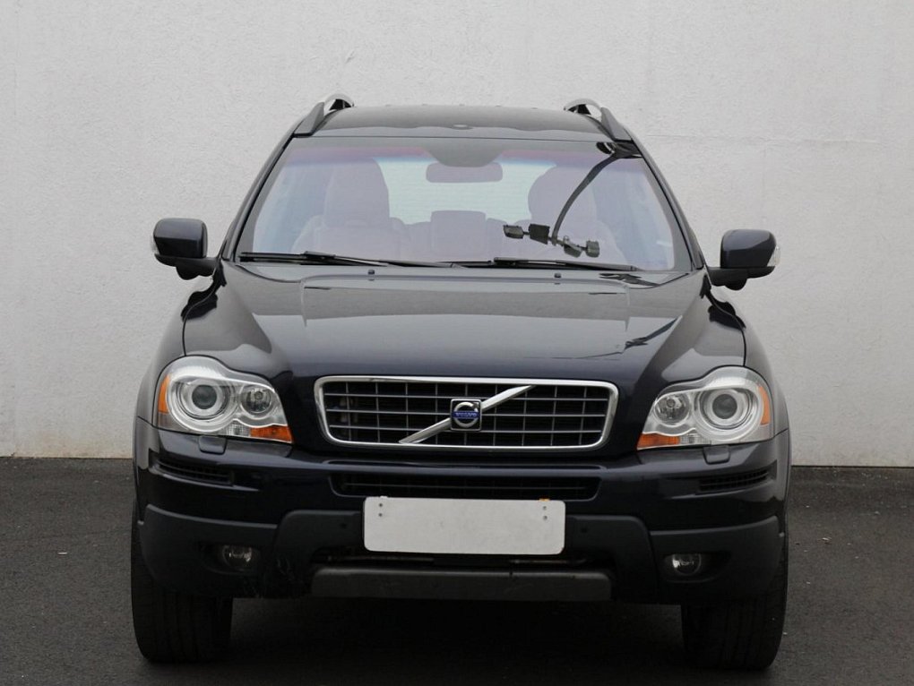 Volvo XC90 2.4 D5 Momentum AWD