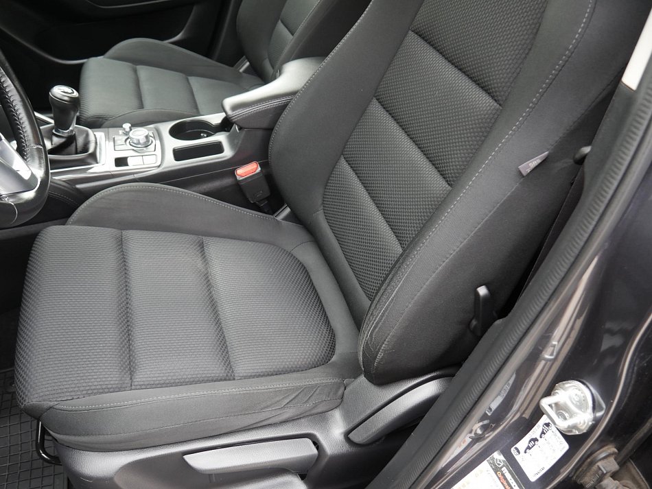 Mazda CX-5 2.0i  4x4