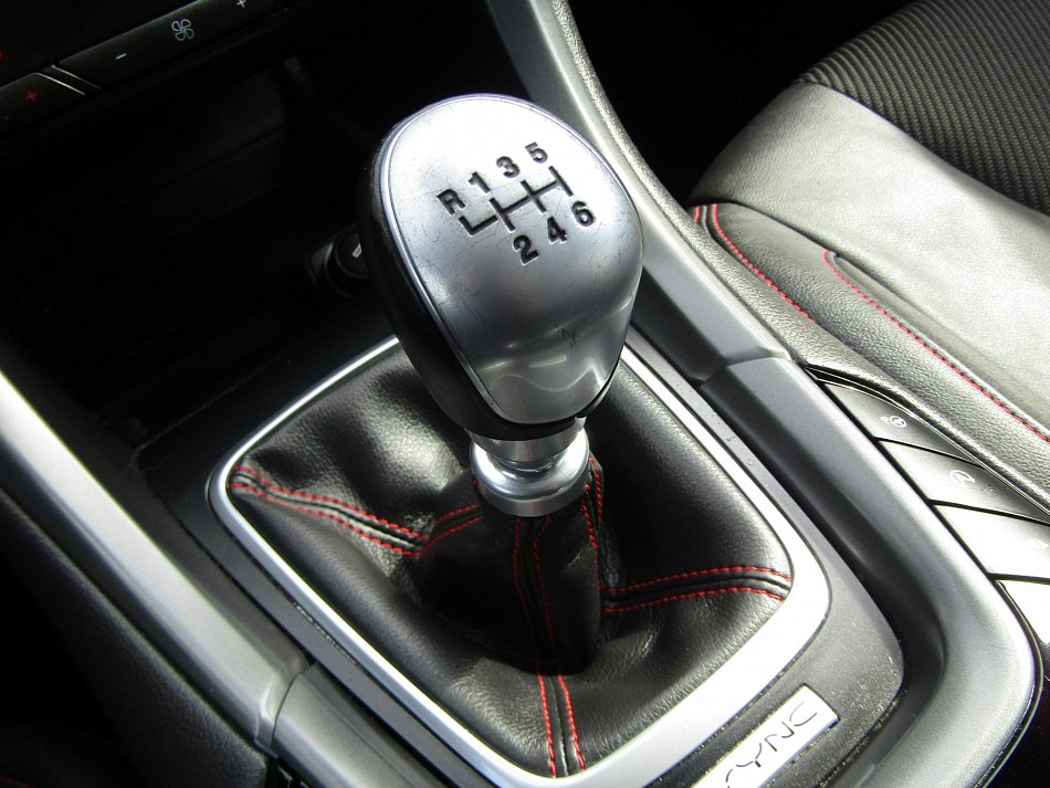 Ford Mondeo 1.5 EB ST-Line