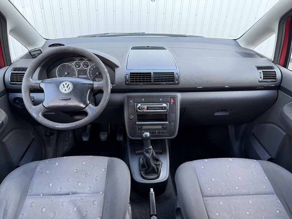 Volkswagen Sharan 1.9TDi 
