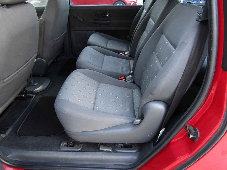 Volkswagen Sharan 1.9TDi 