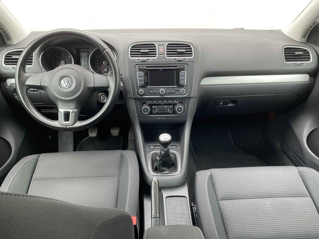 Volkswagen Golf 1.6 TDi Team