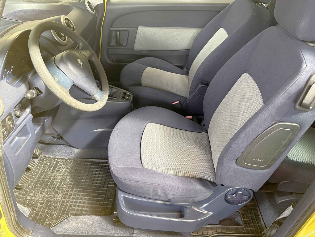 Peugeot 1007 1.4i 
