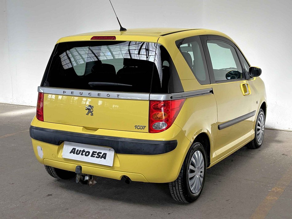 Peugeot 1007 1.4i 