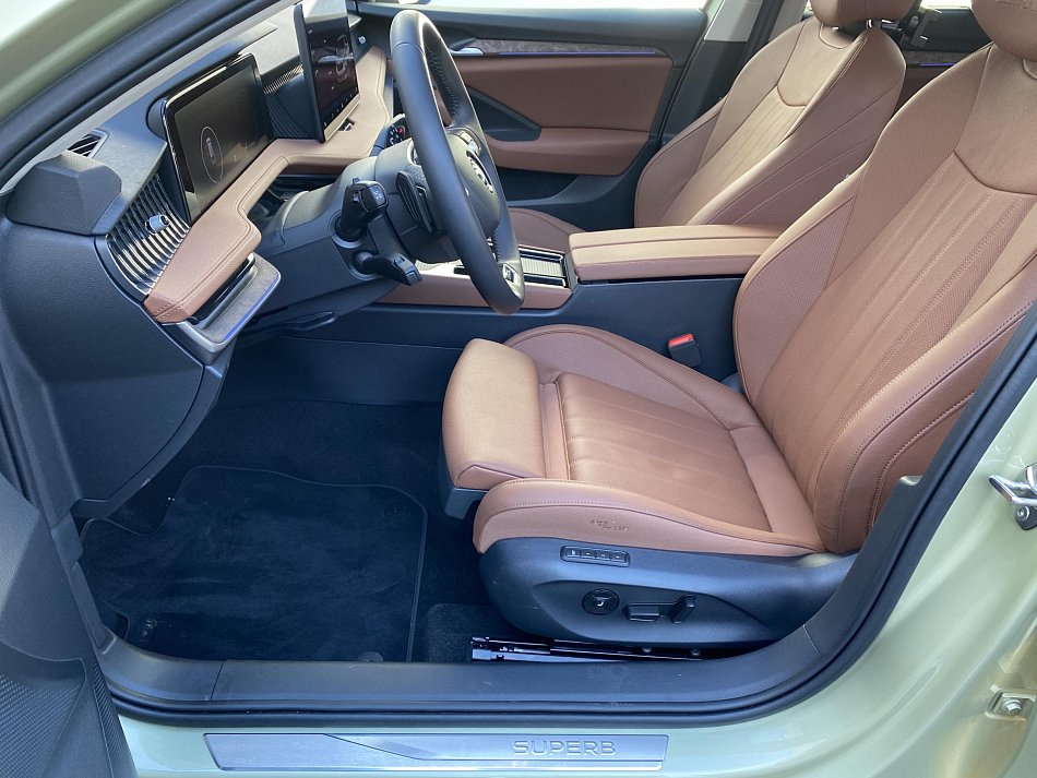 Škoda Superb IV 2.0 TDi L&K 4x4