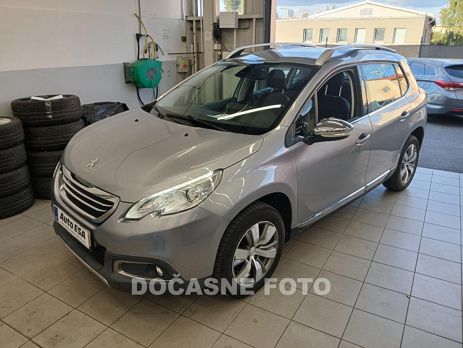 Peugeot 2008 1.2PT 