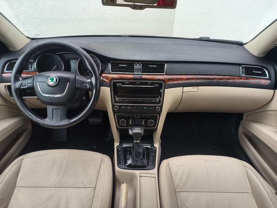 Škoda Superb II 2.0 TDi Elegance
