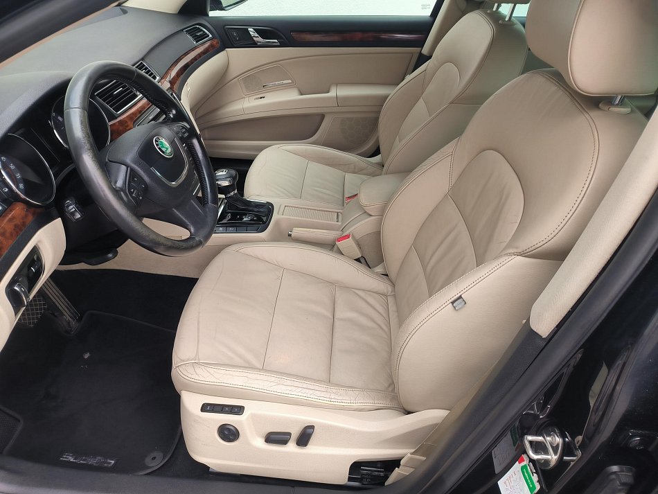 Škoda Superb II 2.0 TDi Elegance