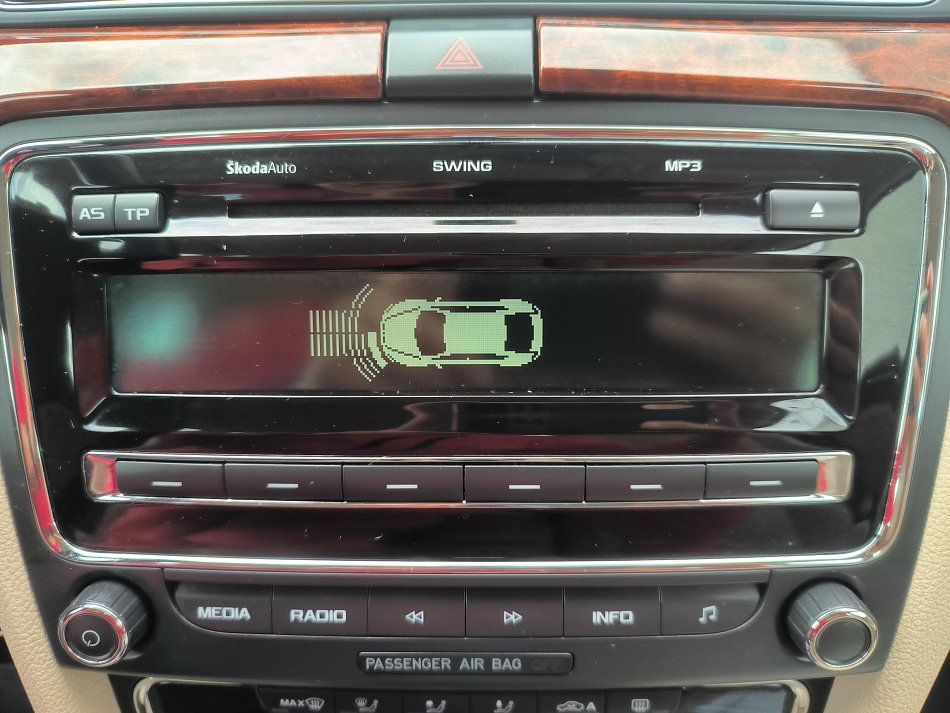 Škoda Superb II 2.0 TDi Elegance