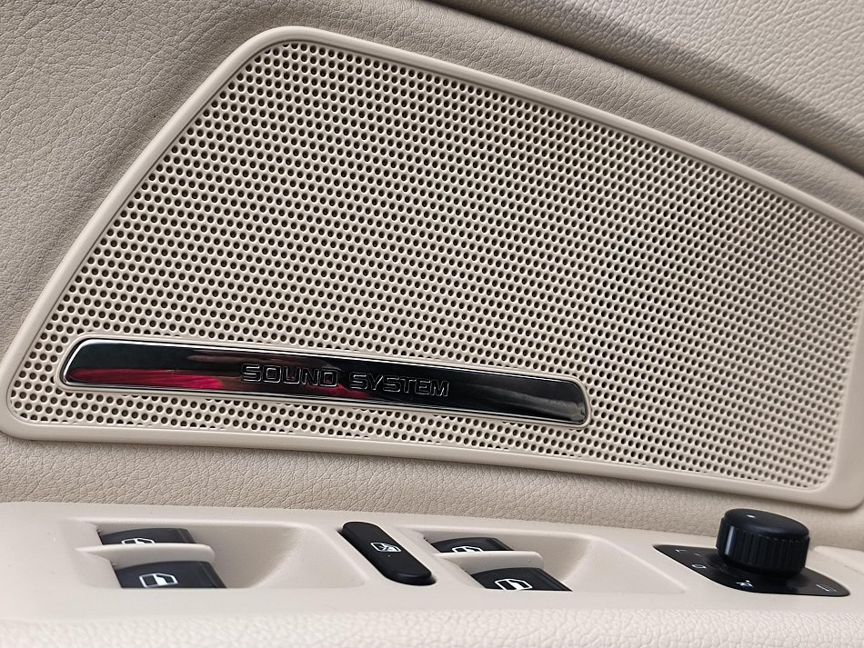 Škoda Superb II 2.0 TDi Elegance