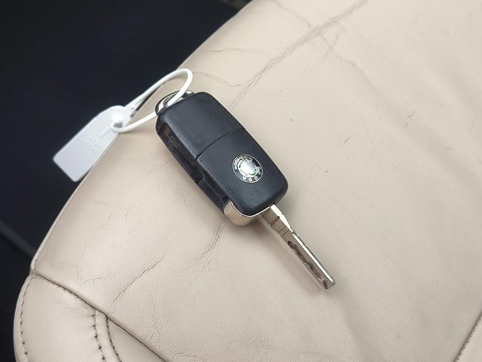 Škoda Superb II 2.0 TDi Elegance