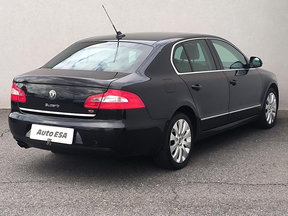 Škoda Superb II 2.0 TDi Elegance