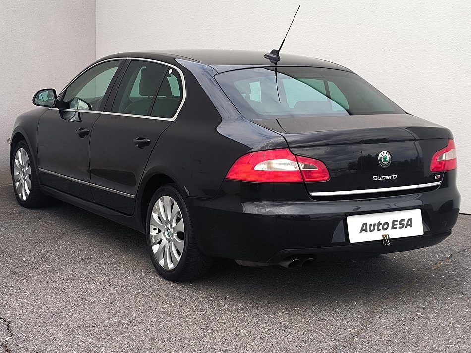 Škoda Superb II 2.0 TDi Elegance