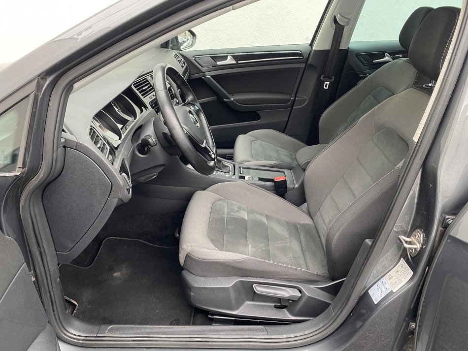 Volkswagen Golf 2.0 TDi Highline