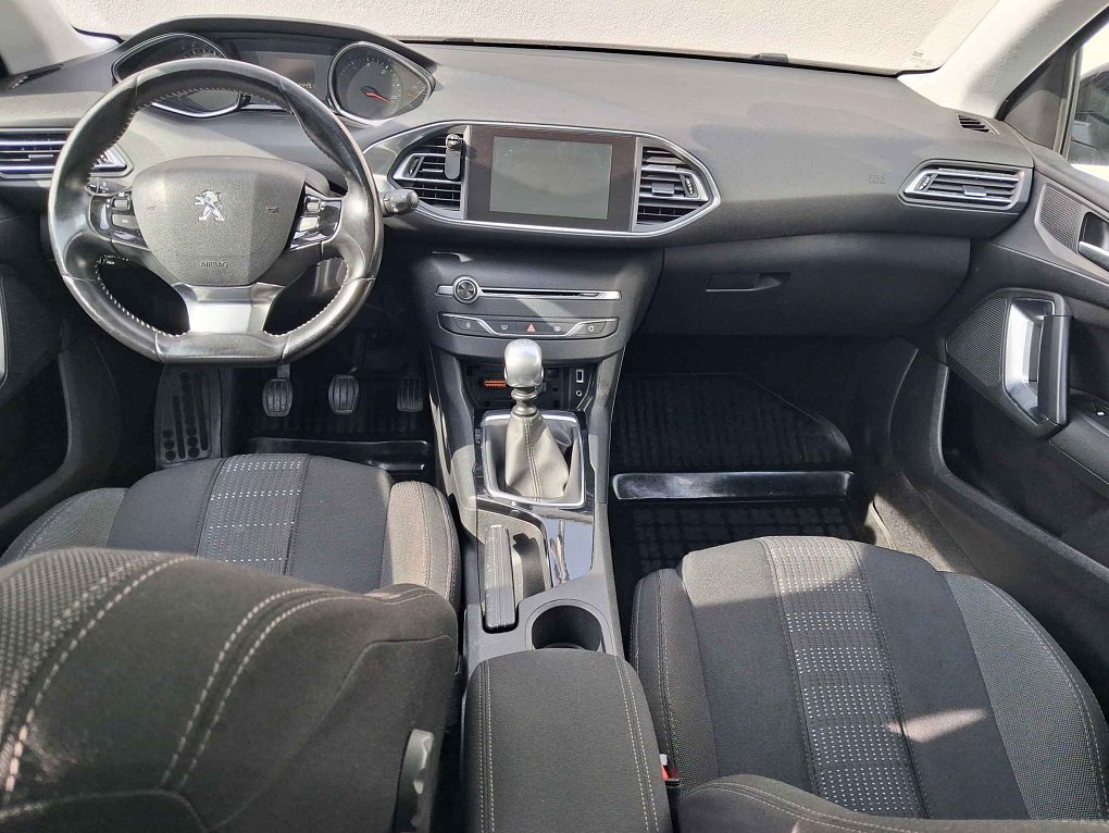 Peugeot 308 1.6 HDi 