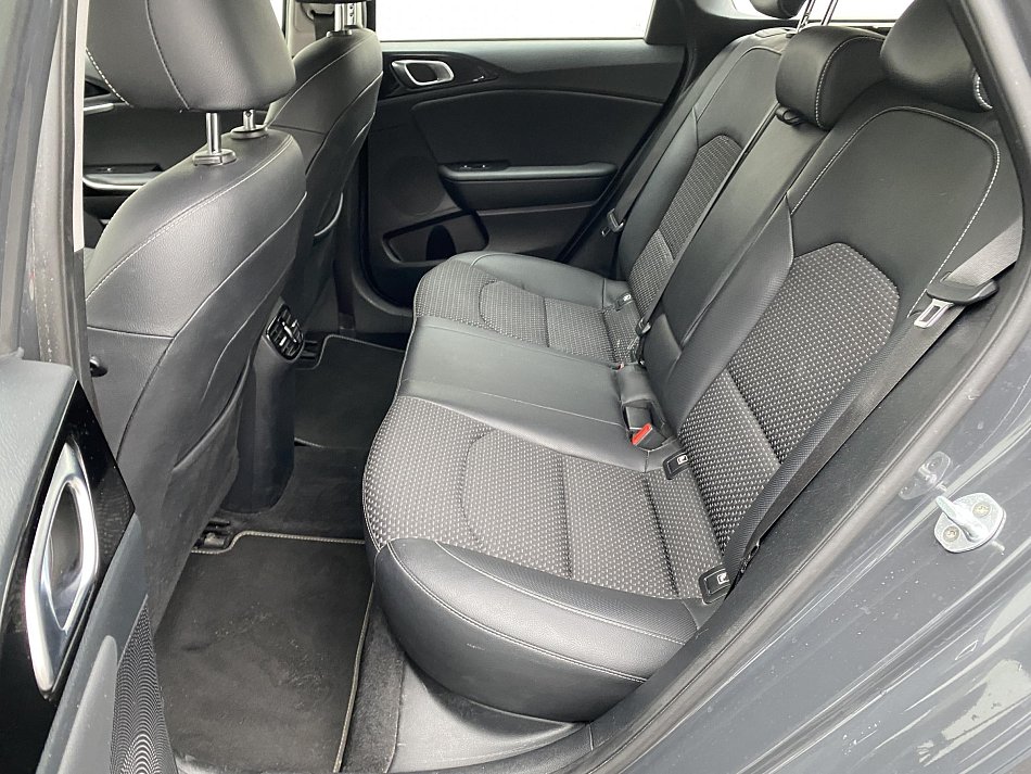 Kia Ceed 1.4 T-GDi Spirit